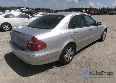 2006 Mercedes-Benz E 350 z USA, uszkodzony, nr VIN WDBUF56J36A751124